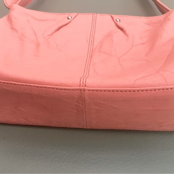 Stone Mountain Crinkle Leather Handbag - Picture 3 of 6